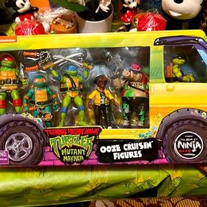 Teenage mutant ninja turtle ooze cruiser